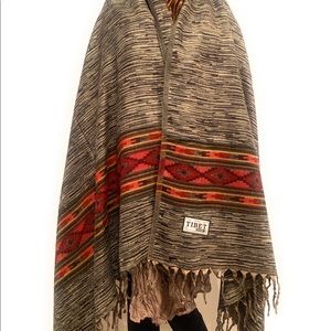 Exclusive handloom Himalayan wool shawl, woolen throw, cape, blanket scarf New